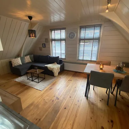 Cosy Apartment At The Lake In Volendam Exterior photo