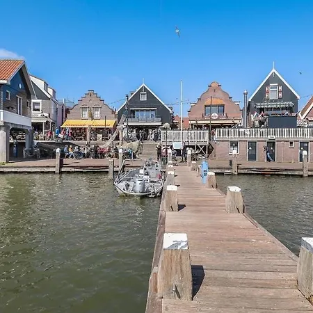 Cosy Apartment At The Lake In Volendam Exterior photo