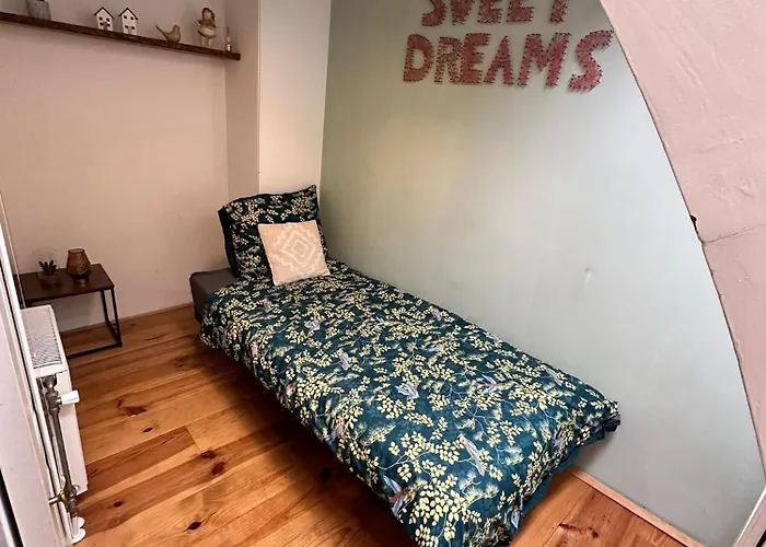 Cosy Apartment At The Lake In Volendam